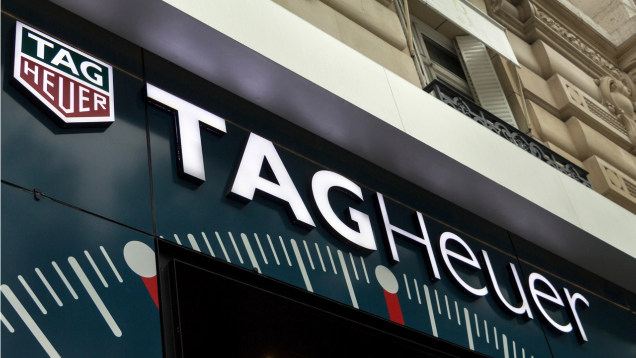 tag heuer thanh toán bằng bitcoin